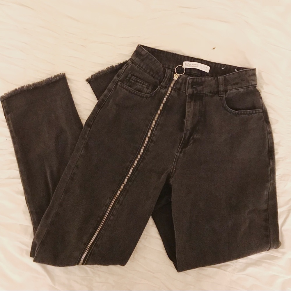 Zara Mom / Straight Jeans